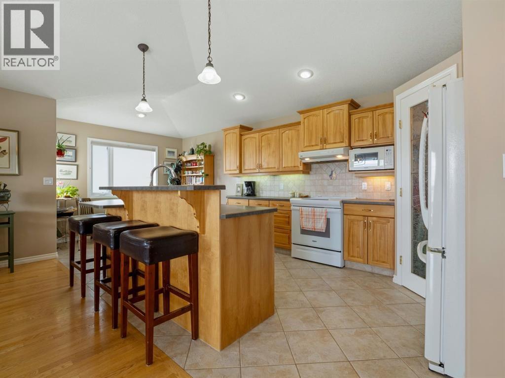 44 Canyon Boulevard W, Lethbridge, Alberta  T1K 6X6 - Photo 12 - A2299884