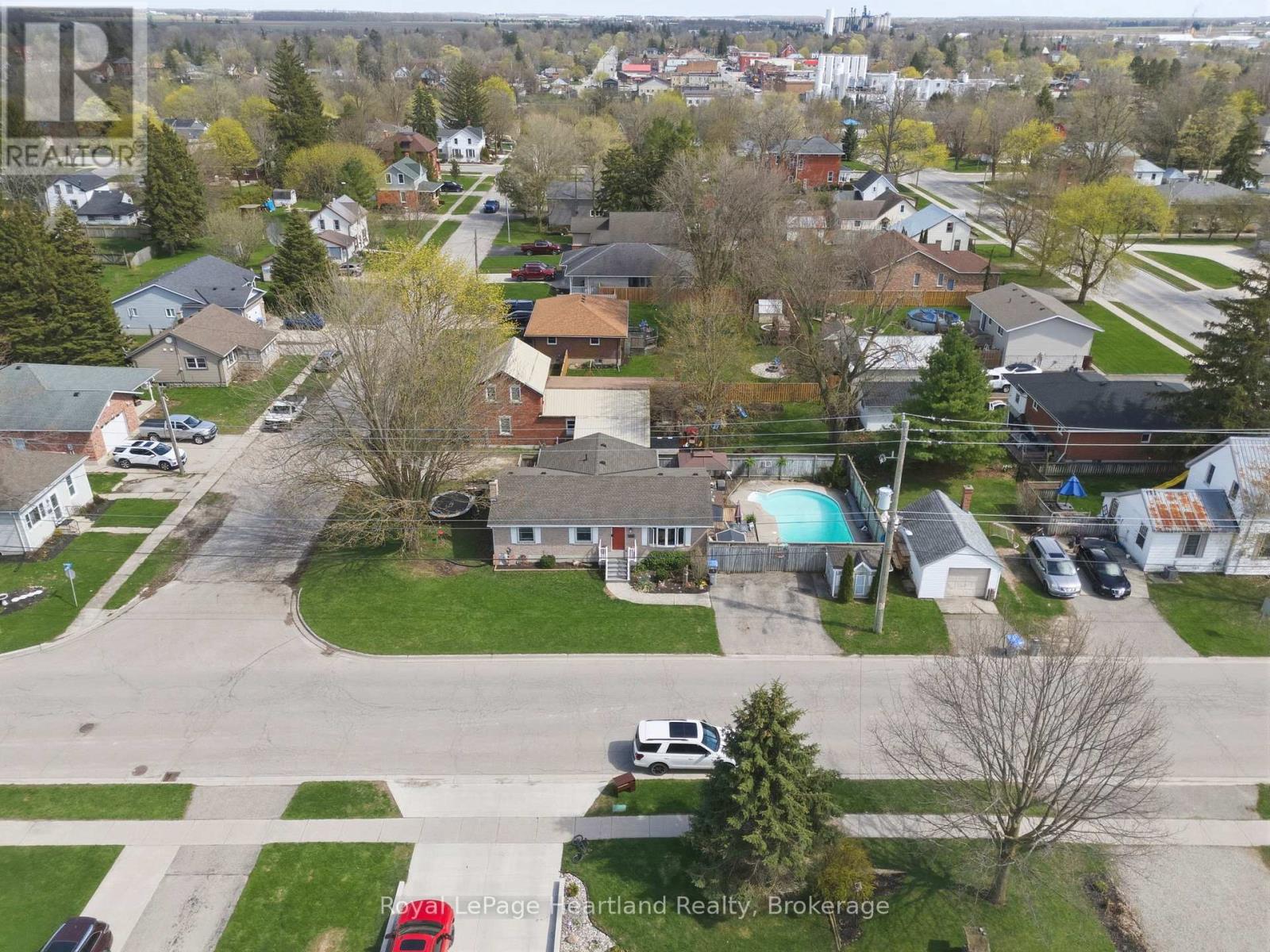 52 Marlborough Street, West Perth, Ontario  N0K 1N0 - Photo 2 - X13047708