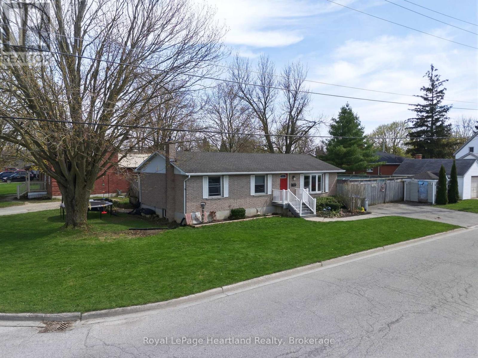 52 Marlborough Street, West Perth, Ontario  N0K 1N0 - Photo 46 - X13047708