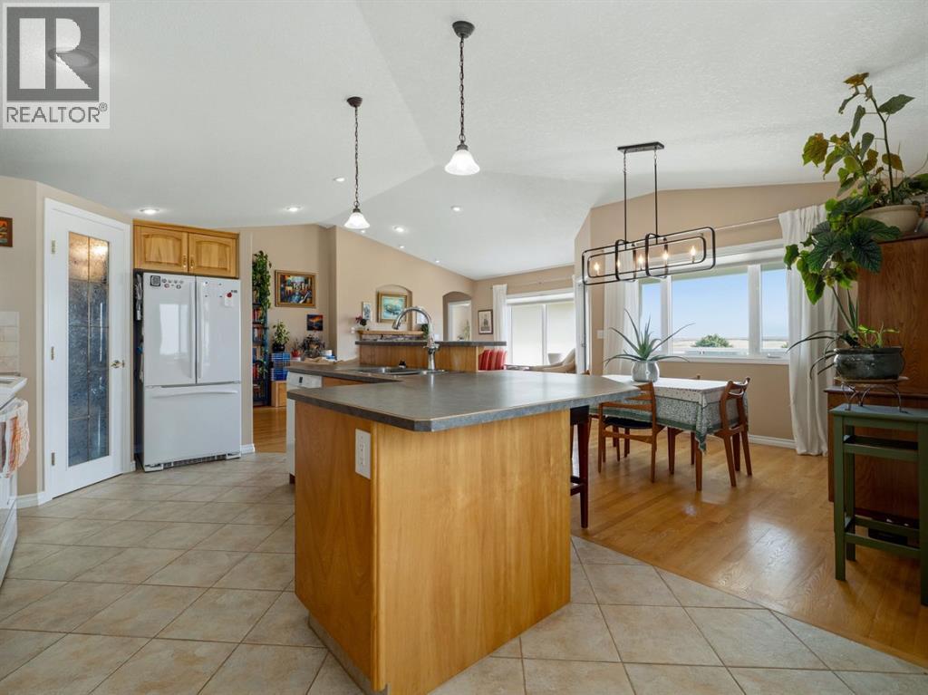 44 Canyon Boulevard W, Lethbridge, Alberta  T1K 6X6 - Photo 15 - A2299884