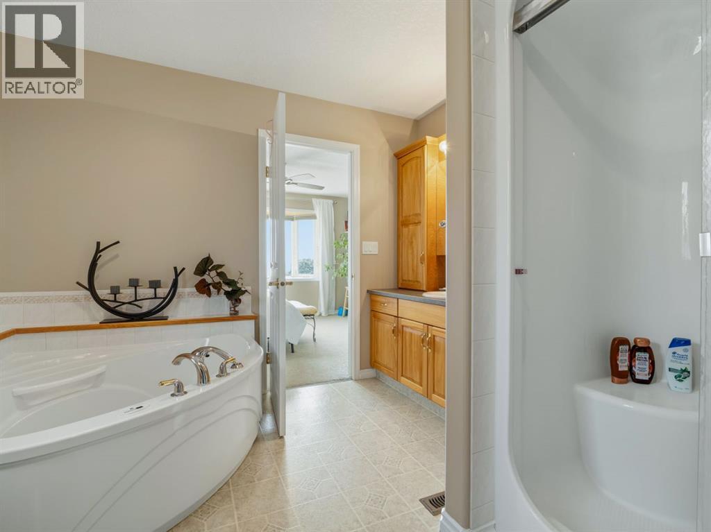 44 Canyon Boulevard W, Lethbridge, Alberta  T1K 6X6 - Photo 26 - A2299884