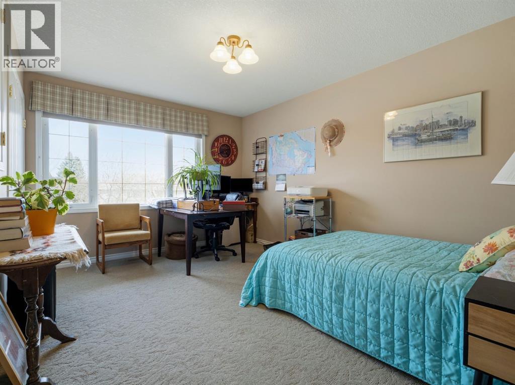 44 Canyon Boulevard W, Lethbridge, Alberta  T1K 6X6 - Photo 32 - A2299884