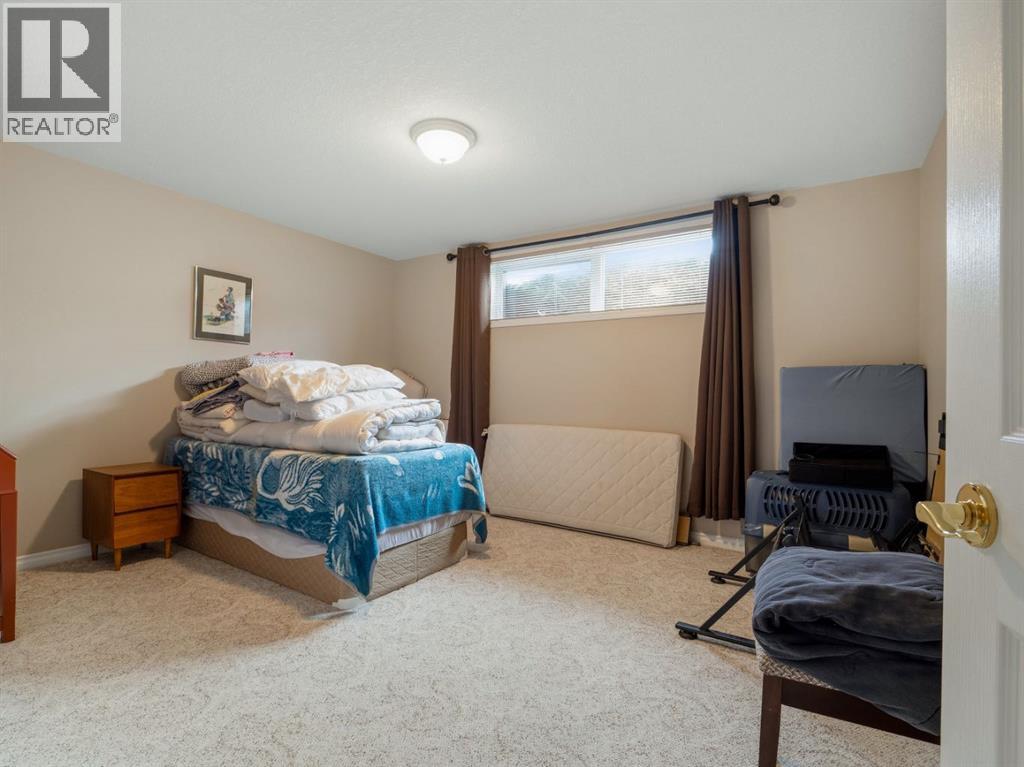 44 Canyon Boulevard W, Lethbridge, Alberta  T1K 6X6 - Photo 40 - A2299884