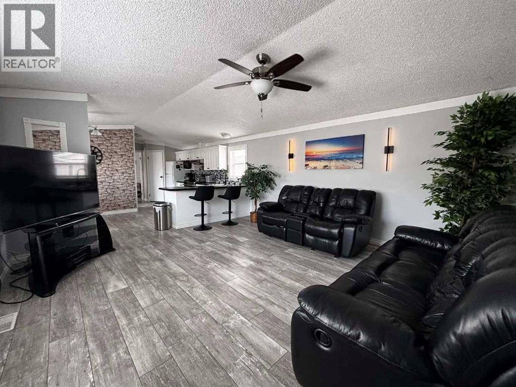 408 Silver Pointe Drive, Rural Grande Prairie No. 1, Alberta  T8W 5K5 - Photo 5 - A2301513