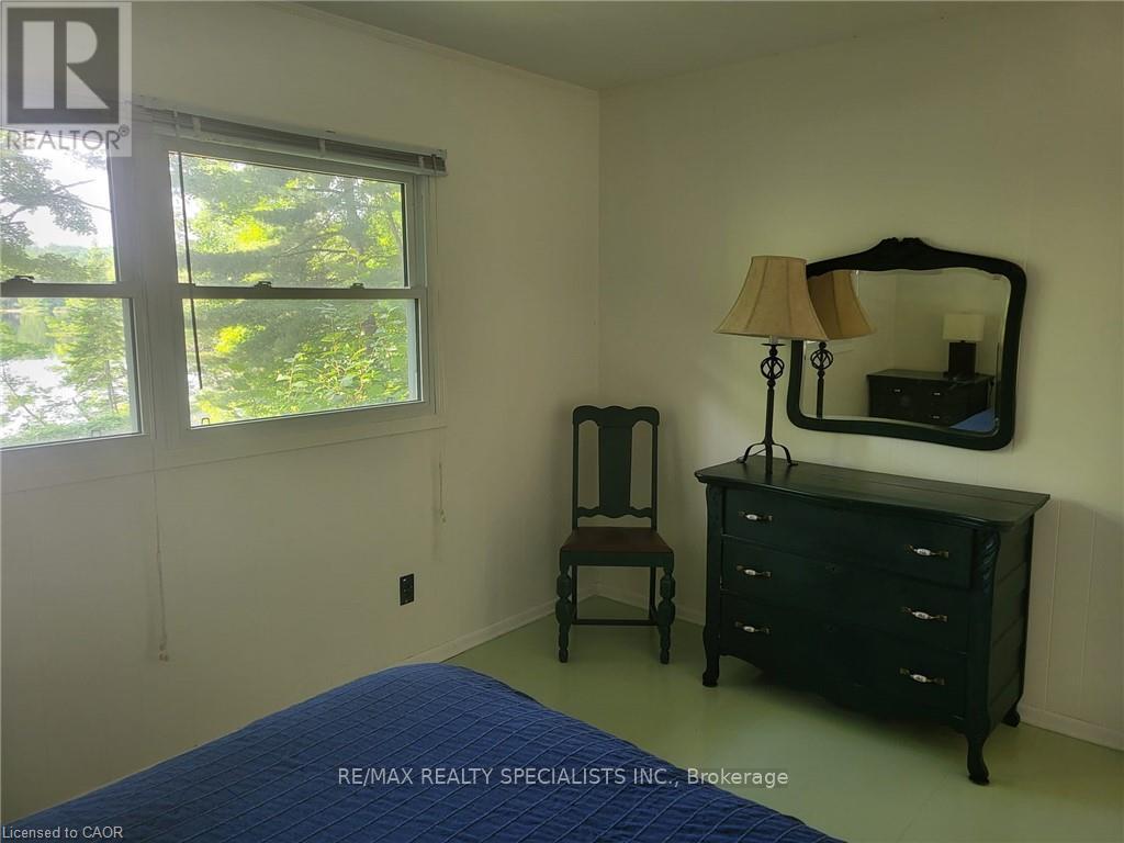 5803 Haliburton Lake Road, Dysart Et Al, Ontario  K0M 1S0 - Photo 21 - X12659458
