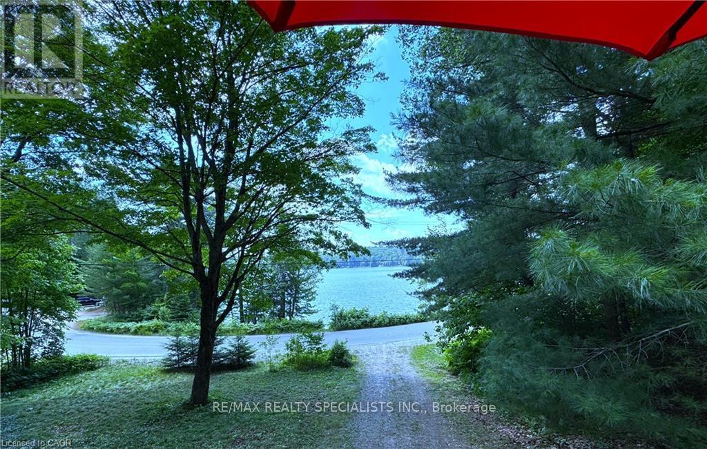 5803 Haliburton Lake Road, Dysart Et Al, Ontario  K0M 1S0 - Photo 5 - X12659458