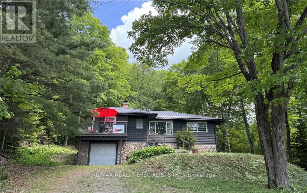5803 Haliburton Lake Road, Dysart Et Al, Ontario  K0M 1S0 - Photo 9 - X12659458