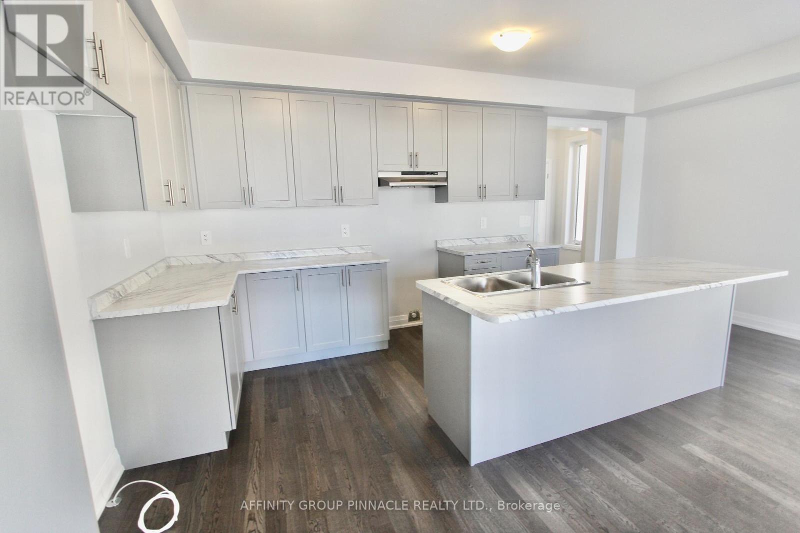 24 Walters Street, Kawartha Lakes, Ontario  K9V 0S2 - Photo 4 - X13047812