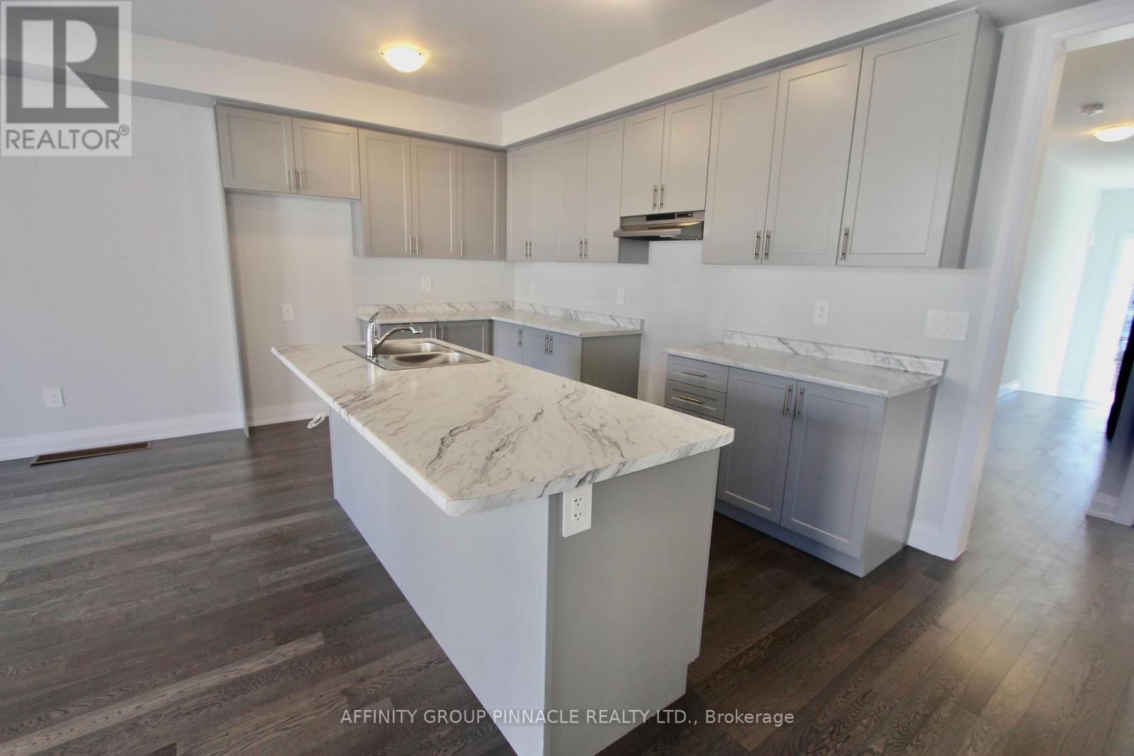 24 Walters Street, Kawartha Lakes, Ontario  K9V 0S2 - Photo 5 - X13047812