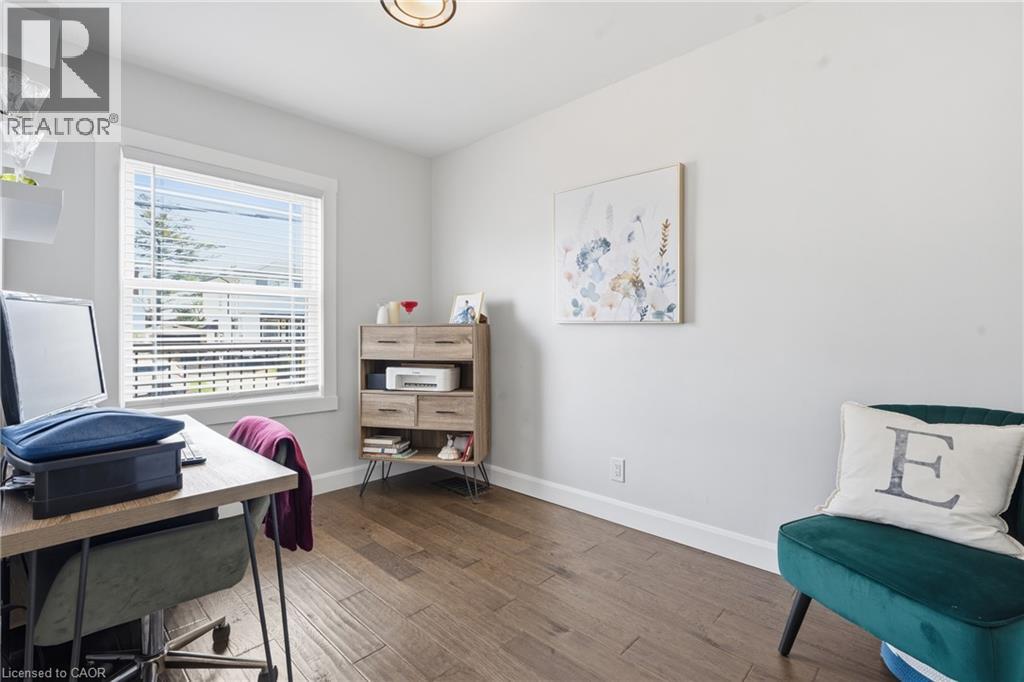 226 East 27th Street, Hamilton, Ontario  L8V 3G4 - Photo 10 - 40820979