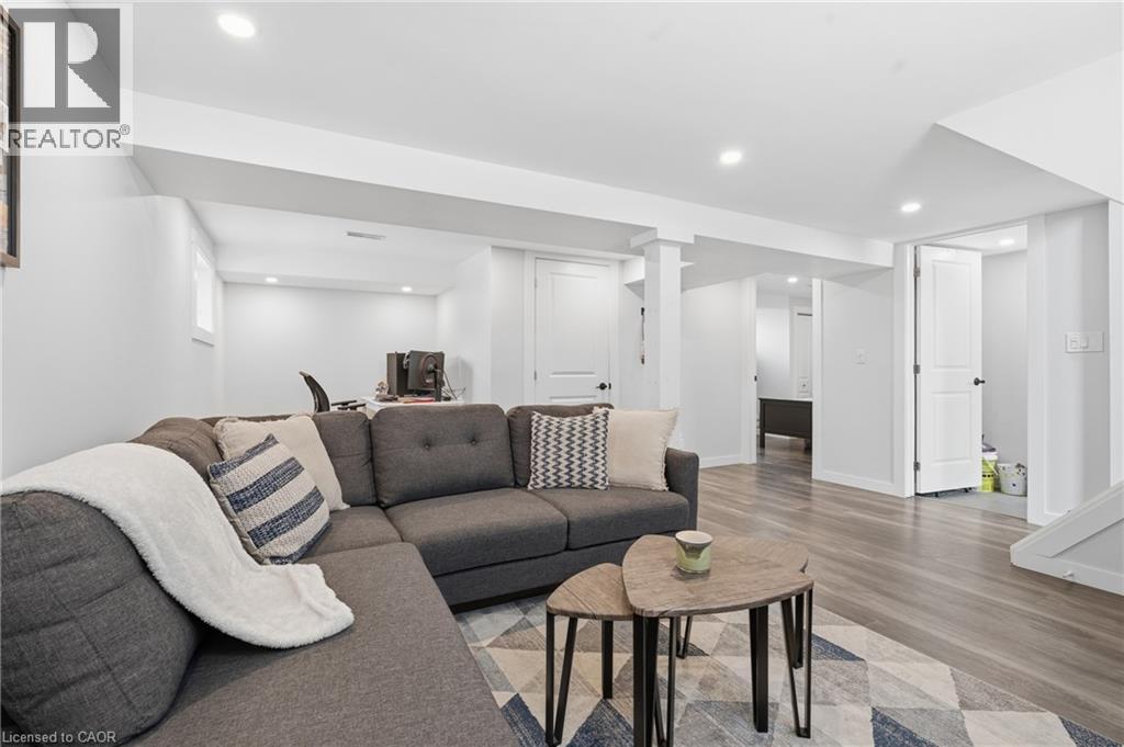 226 East 27th Street, Hamilton, Ontario  L8V 3G4 - Photo 28 - 40820979