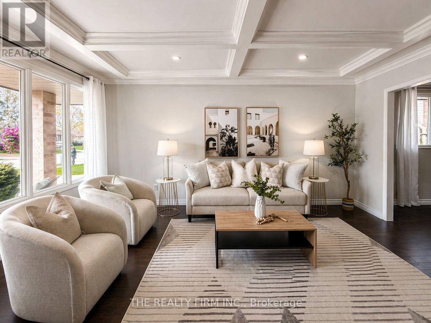 634 Classic Drive, London East, Ontario  N5W 5X6 - Photo 2 - X13047832