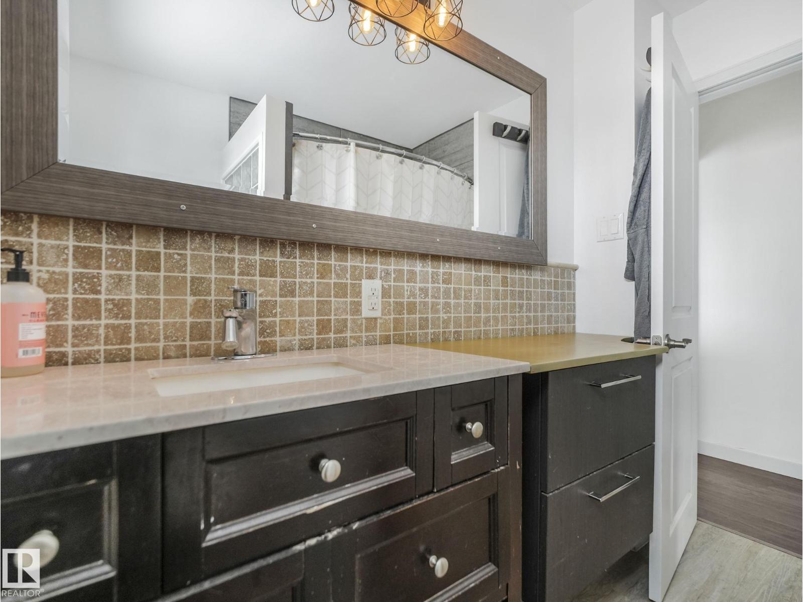 7607 70 Av Nw, Edmonton, Alberta  T6C 0A3 - Photo 19 - E4484340