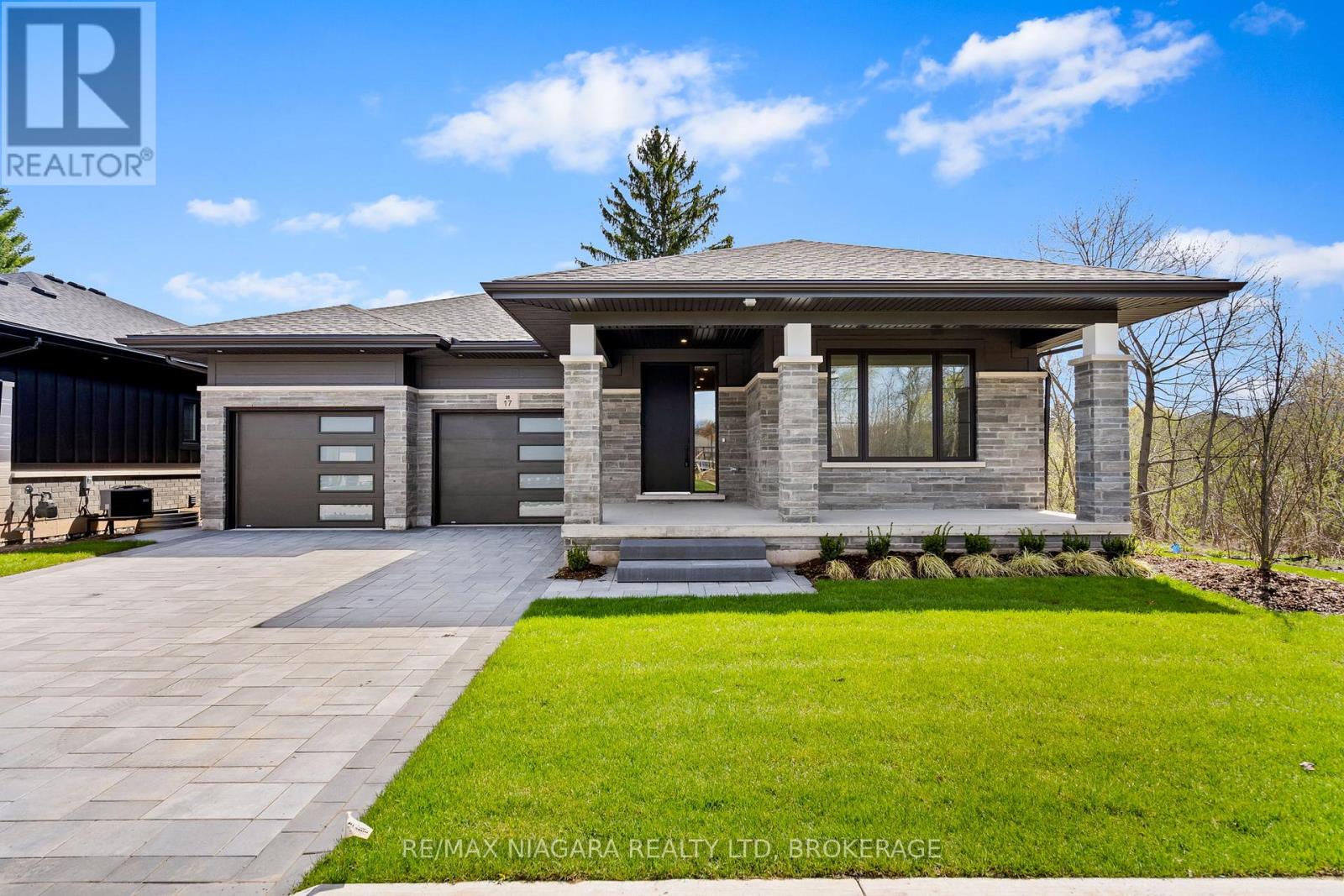 17 ACCURSI CRESCENT, Pelham, Ontario