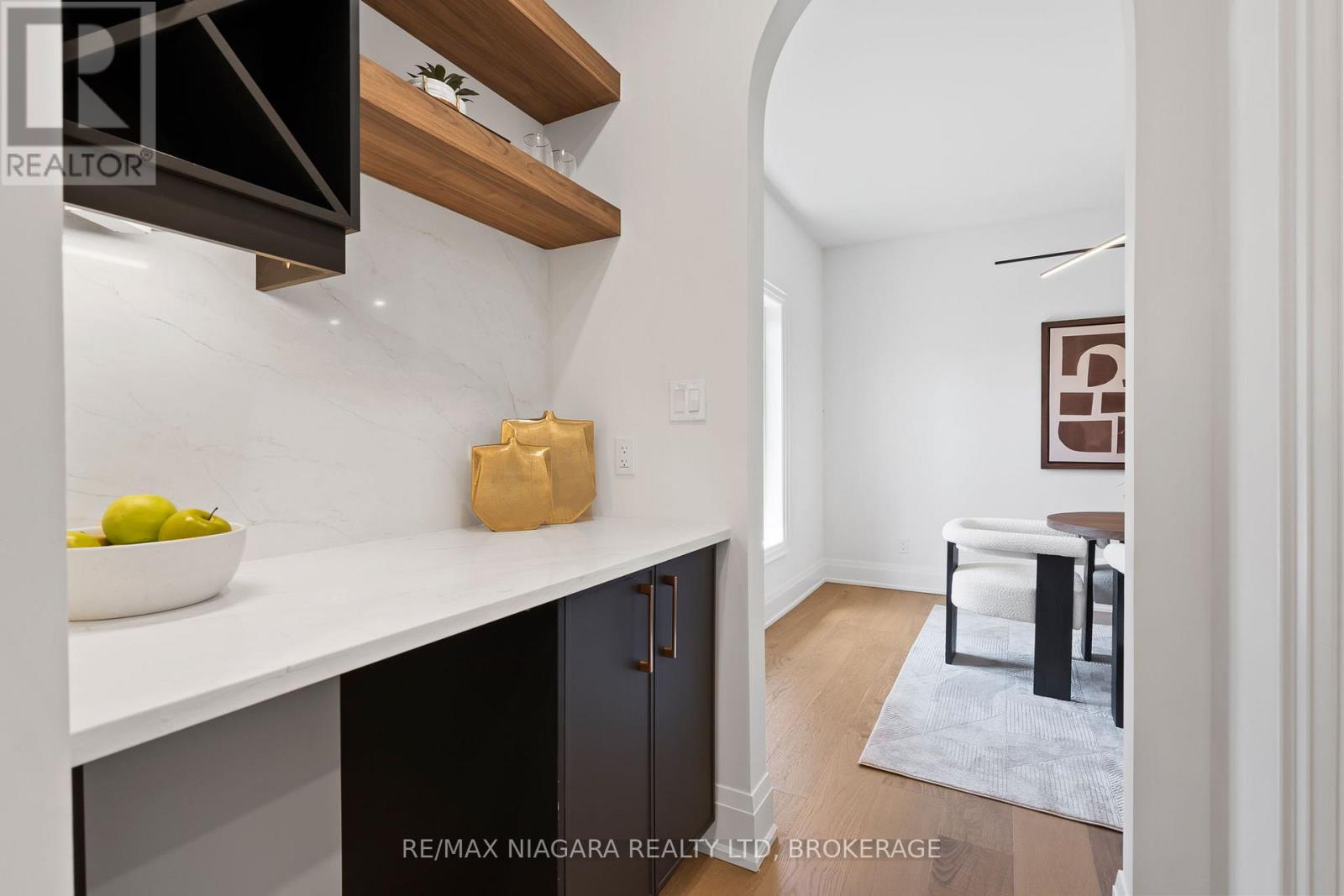 17 Accursi Crescent, Pelham, Ontario  L0S 1E2 - Photo 18 - X13047758