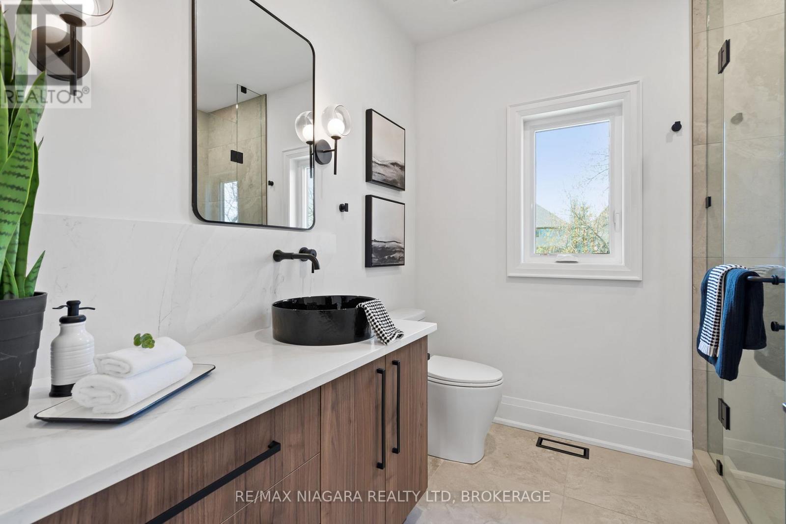 17 Accursi Crescent, Pelham, Ontario  L0S 1E2 - Photo 29 - X13047758