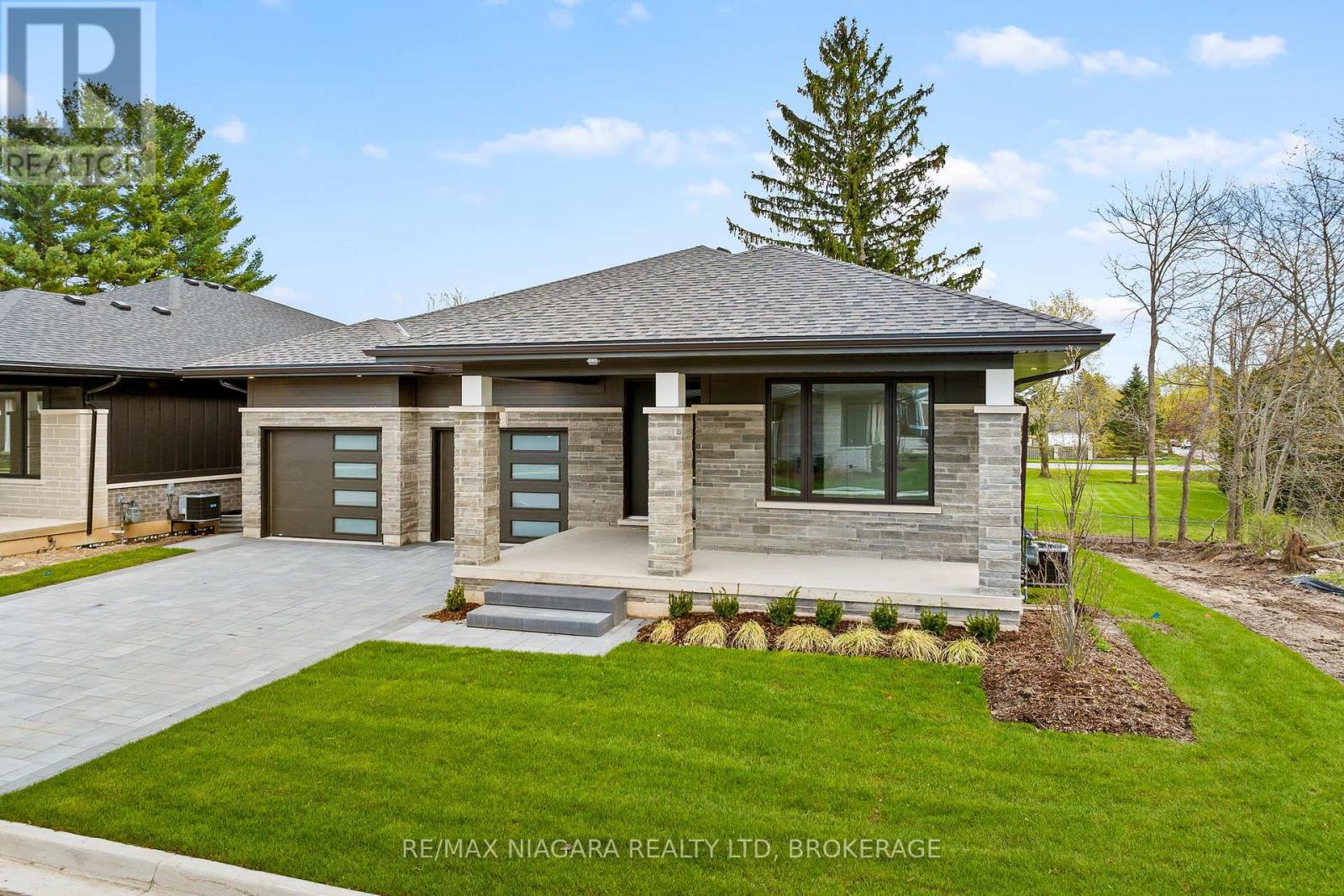 17 Accursi Crescent, Pelham, Ontario  L0S 1E2 - Photo 3 - X13047758