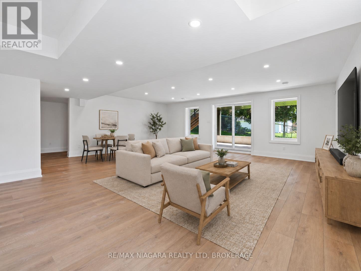 17 Accursi Crescent, Pelham, Ontario  L0S 1E2 - Photo 35 - X13047758