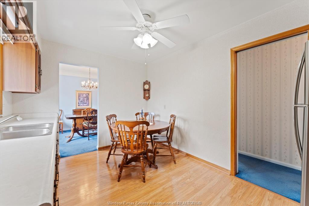 3570 Roxborough Boulevard, Windsor, Ontario  N9E 3A2 - Photo 13 - 26009272