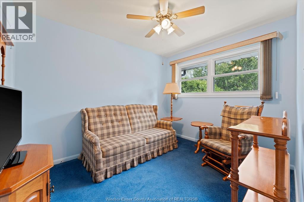 3570 Roxborough Boulevard, Windsor, Ontario  N9E 3A2 - Photo 18 - 26009272