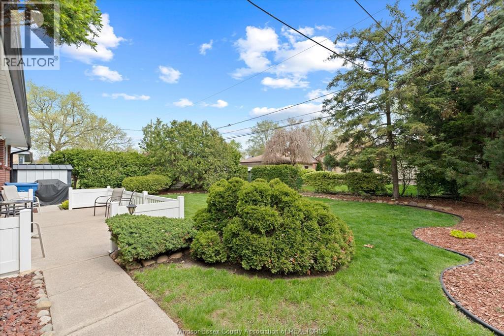 3570 Roxborough Boulevard, Windsor, Ontario  N9E 3A2 - Photo 31 - 26009272