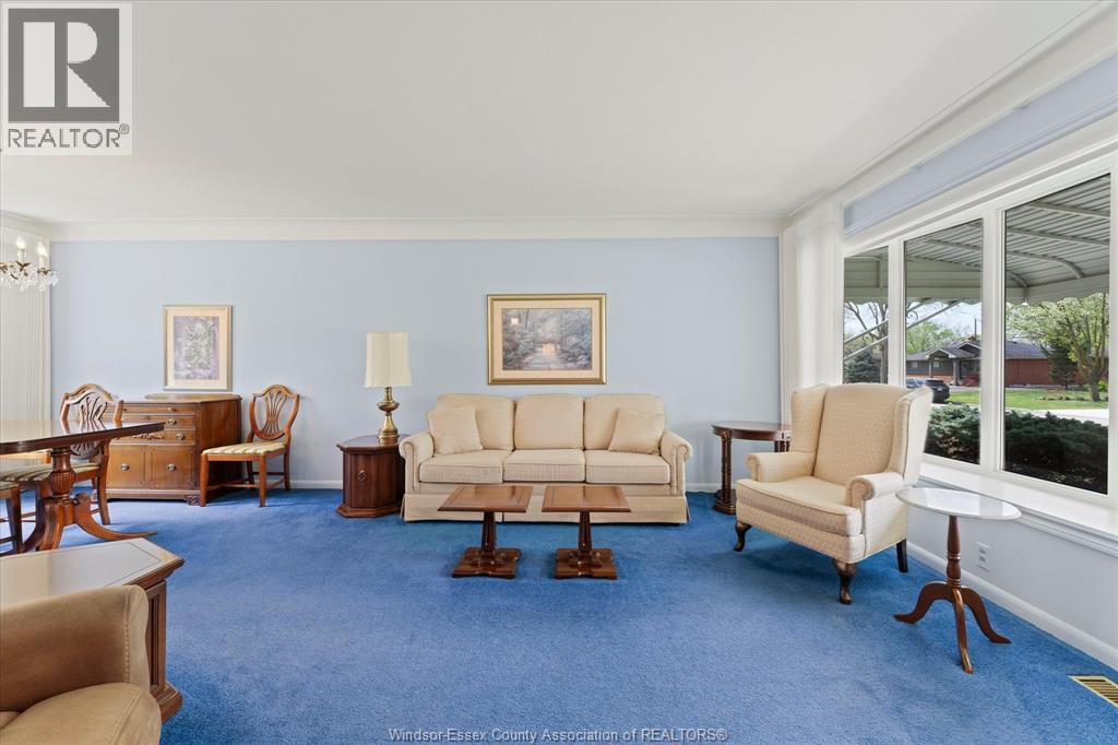 3570 Roxborough Boulevard, Windsor, Ontario  N9E 3A2 - Photo 7 - 26009272