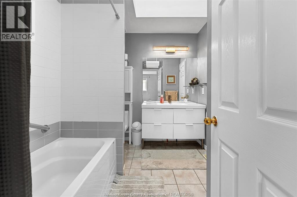 3888 Aristotle Crescent, Windsor, Ontario  N9G 2N9 - Photo 25 - 26009271