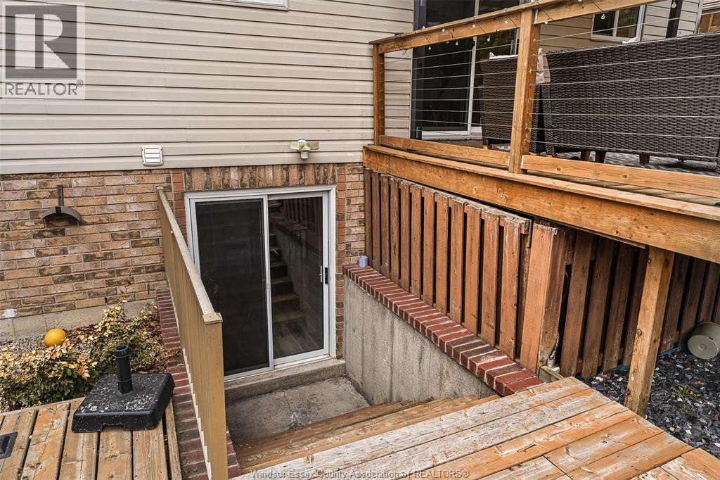 3888 Aristotle Crescent, Windsor, Ontario  N9G 2N9 - Photo 5 - 26009271