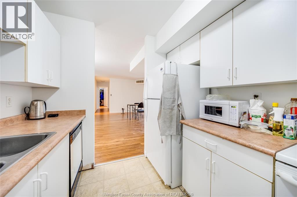 3000 Sandwich Street Unit# 414, Windsor, Ontario  N9C 4G3 - Photo 14 - 26009260