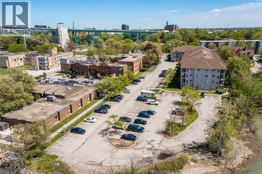 3000 Sandwich Street Unit# 414, Windsor, Ontario  N9C 4G3 - Photo 3 - 26009260