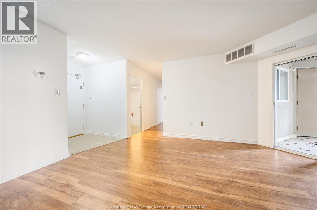 3000 Sandwich Street Unit# 414, Windsor, Ontario  N9C 4G3 - Photo 6 - 26009260
