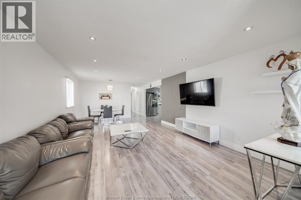 738 Bensette Street, Windsor, Ontario  N8X 2Z1 - Photo 6 - 26008961