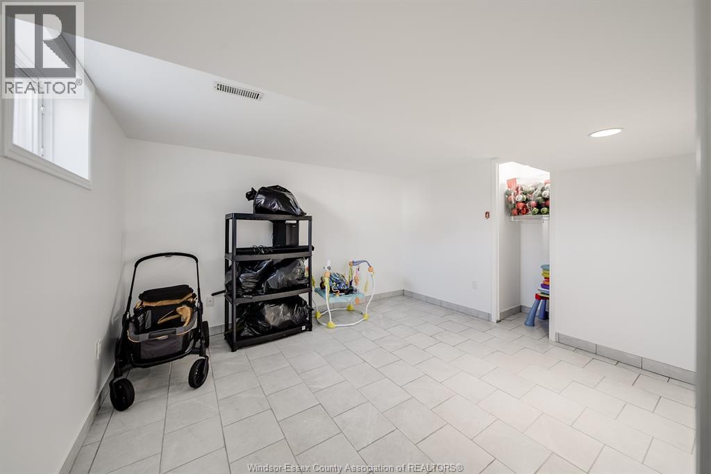 738 Bensette Street, Windsor, Ontario  N8X 2Z1 - Photo 41 - 26008961