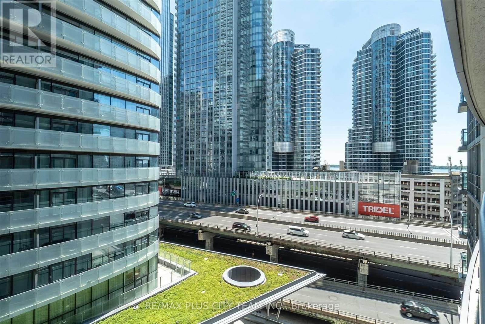 1008 - 19 Grand Trunk Crescent, Toronto, Ontario  M5J 3A3 - Photo 21 - C13003270