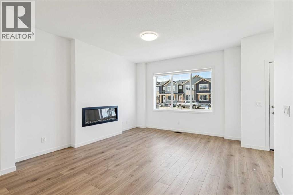 15 Emberside Park, Cochrane, Alberta  T4C 3H8 - Photo 7 - A2292948