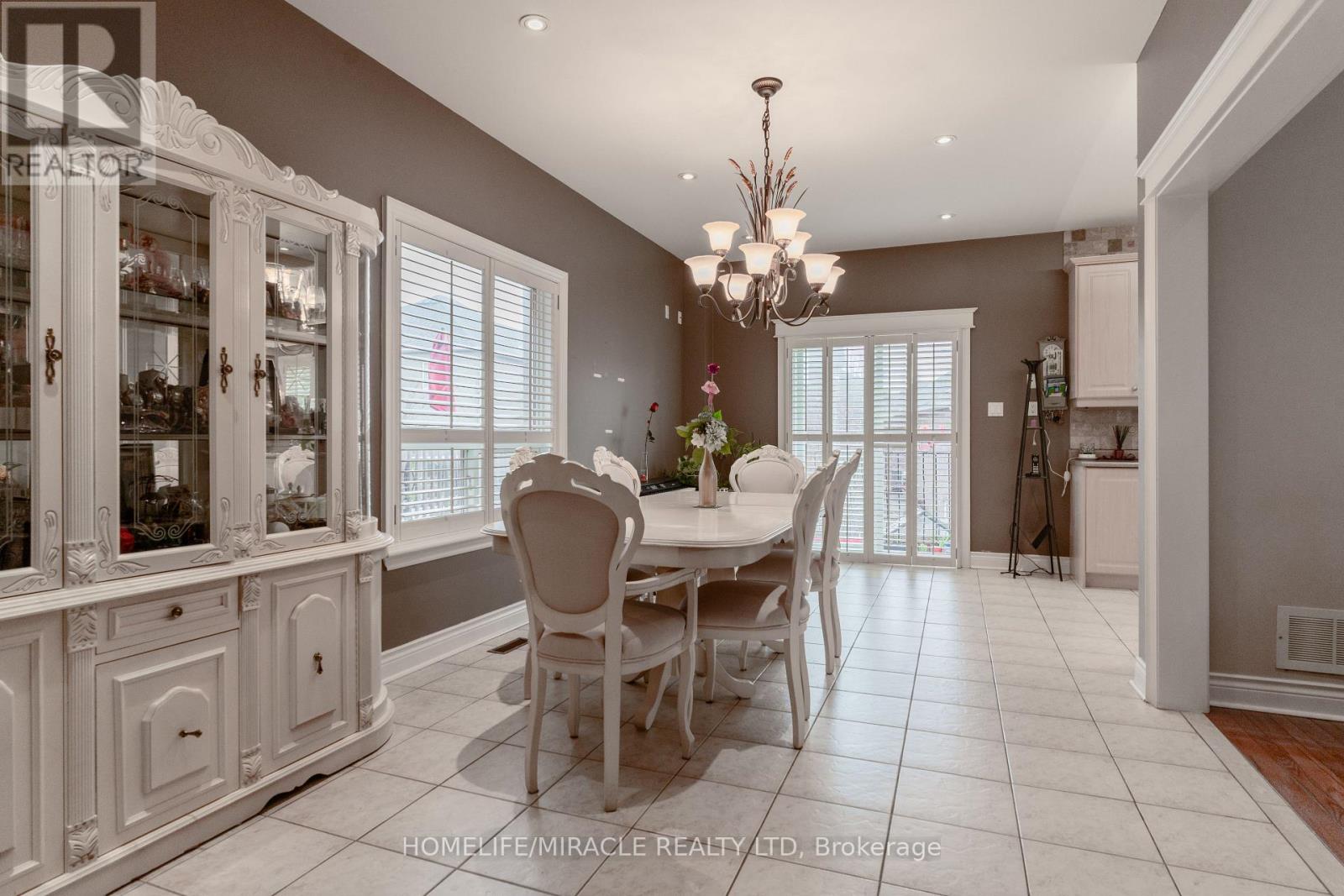 31 Water Garden Lane, Vaughan, Ontario  L4H 1N2 - Photo 9 - N13014646