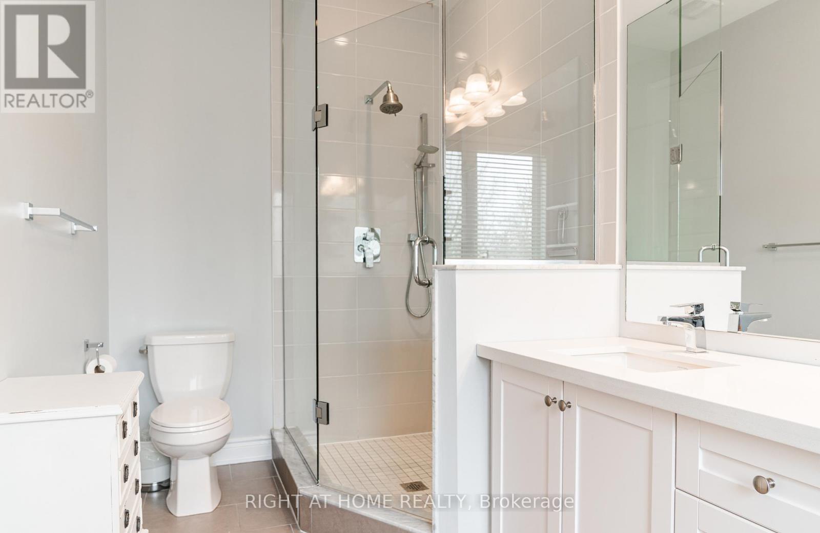 26 Great Heron Court, King, Ontario  L7B 0P4 - Photo 23 - N13047492