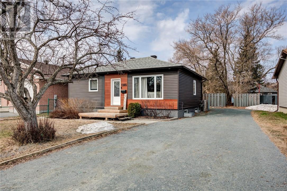 1265 Arvo, Sudbury, Ontario  P3A 3P1 - Photo 1 - 2127332
