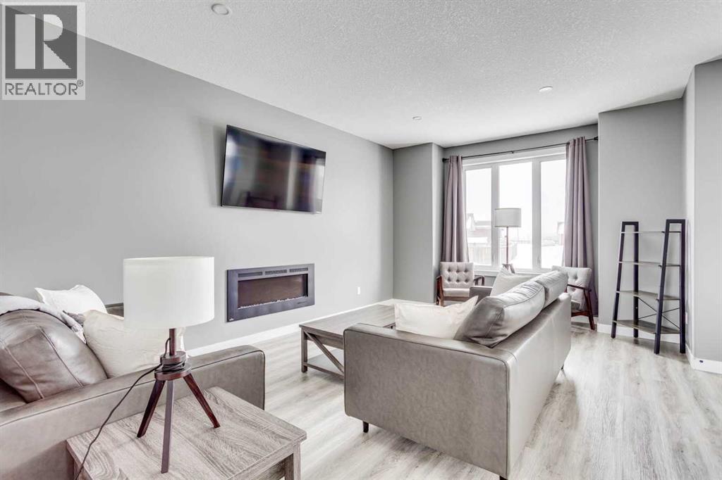 736 Athabasca Avenue, Fort Mcmurray, Alberta  T9J 1H7 - Photo 4 - A2305100