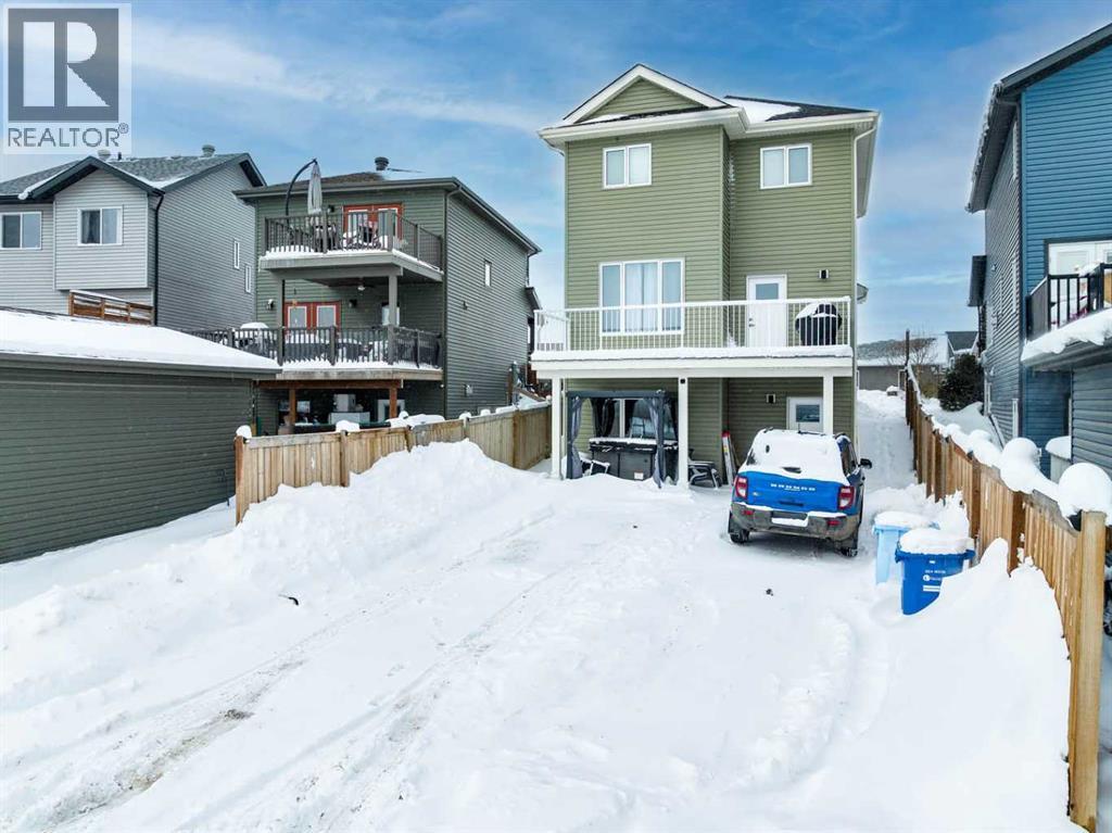 736 Athabasca Avenue, Fort Mcmurray, Alberta  T9J 1H7 - Photo 36 - A2305100