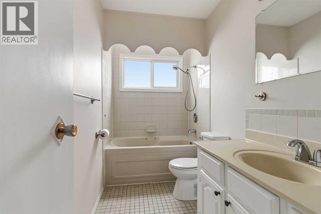 11 Fitzgerald Avenue, Fort Mcmurray, Alberta  T9H 1K1 - Photo 22 - A2304979