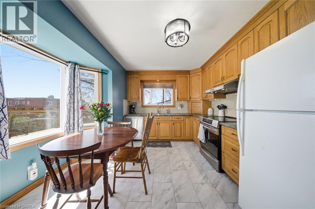 375 Wellington Street, Brantford, Ontario  N3S 4A8 - Photo 9 - 40820829