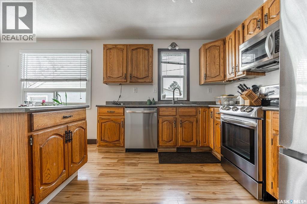 612 M Avenue S, Saskatoon, Saskatchewan  S7M 2L2 - Photo 11 - SK033991