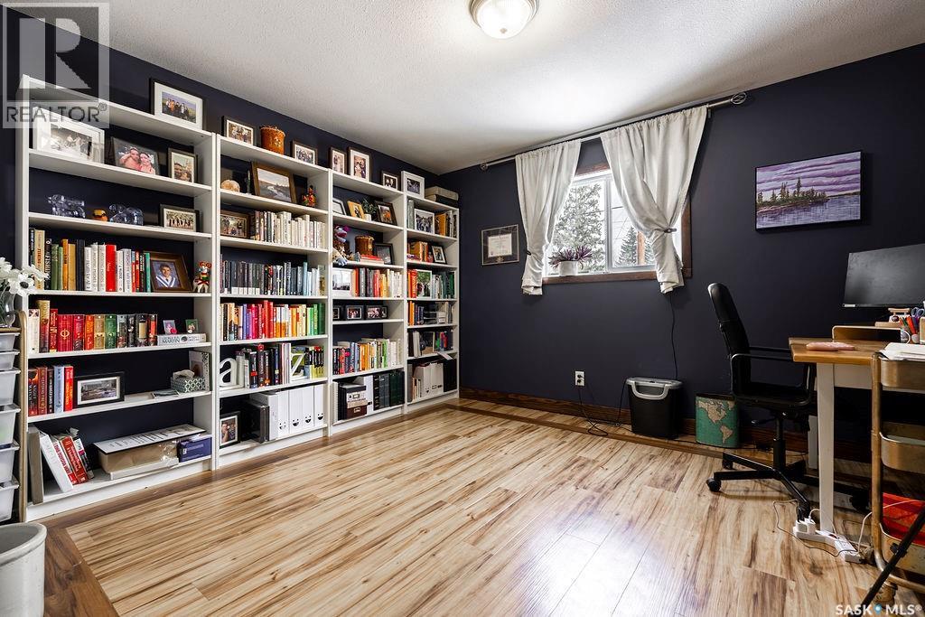 612 M Avenue S, Saskatoon, Saskatchewan  S7M 2L2 - Photo 24 - SK033991