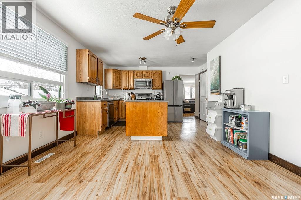 612 M Avenue S, Saskatoon, Saskatchewan  S7M 2L2 - Photo 7 - SK033991