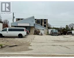 594 11TH STREET, Hanover, Ontario