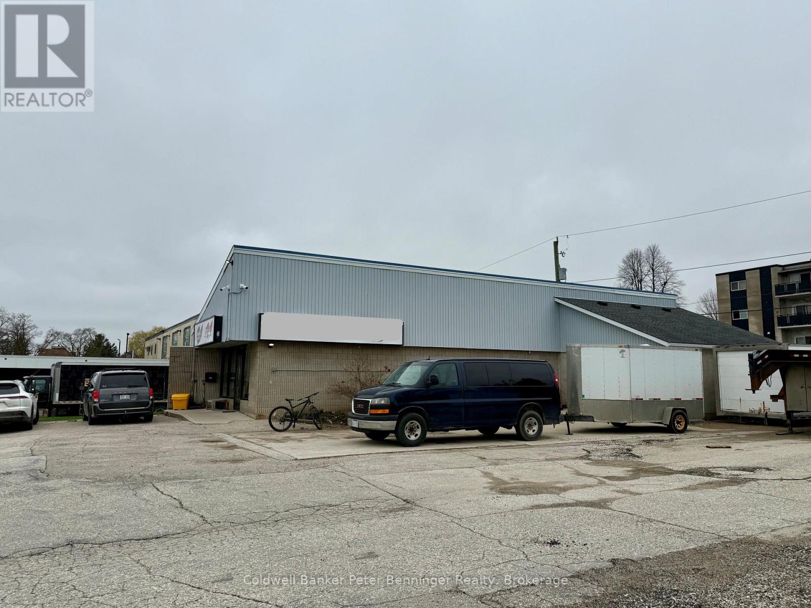 594 11th Street, Hanover, Ontario  N4N 1T5 - Photo 2 - X13042080