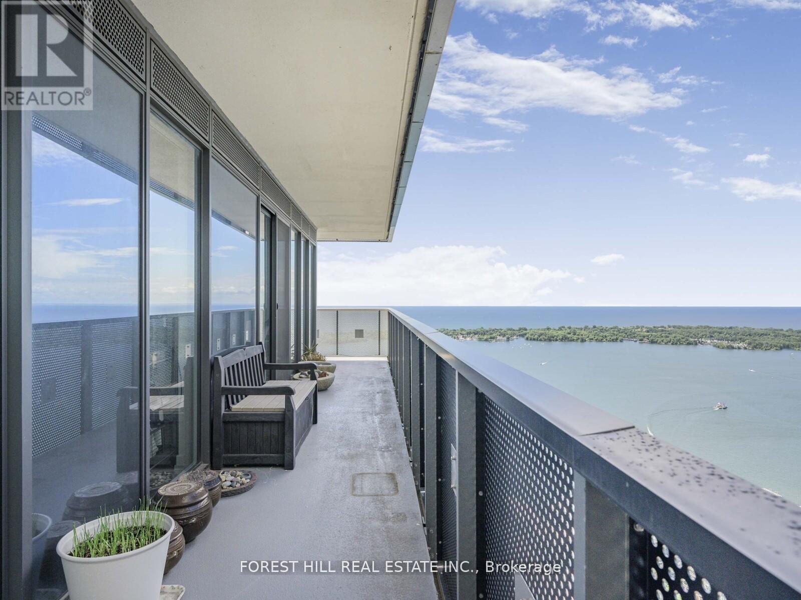 6609 - 138 DOWNES STREET Toronto (Waterfront Communities), ON M5E 0E4