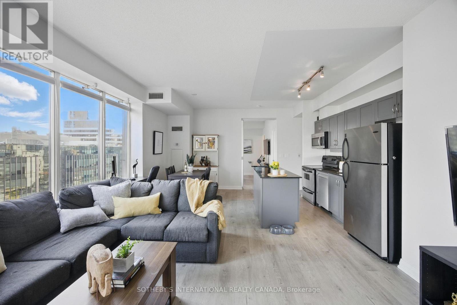 1307 - 220 Victoria Street, Toronto, Ontario  M5B 2R6 - Photo 2 - C13047684