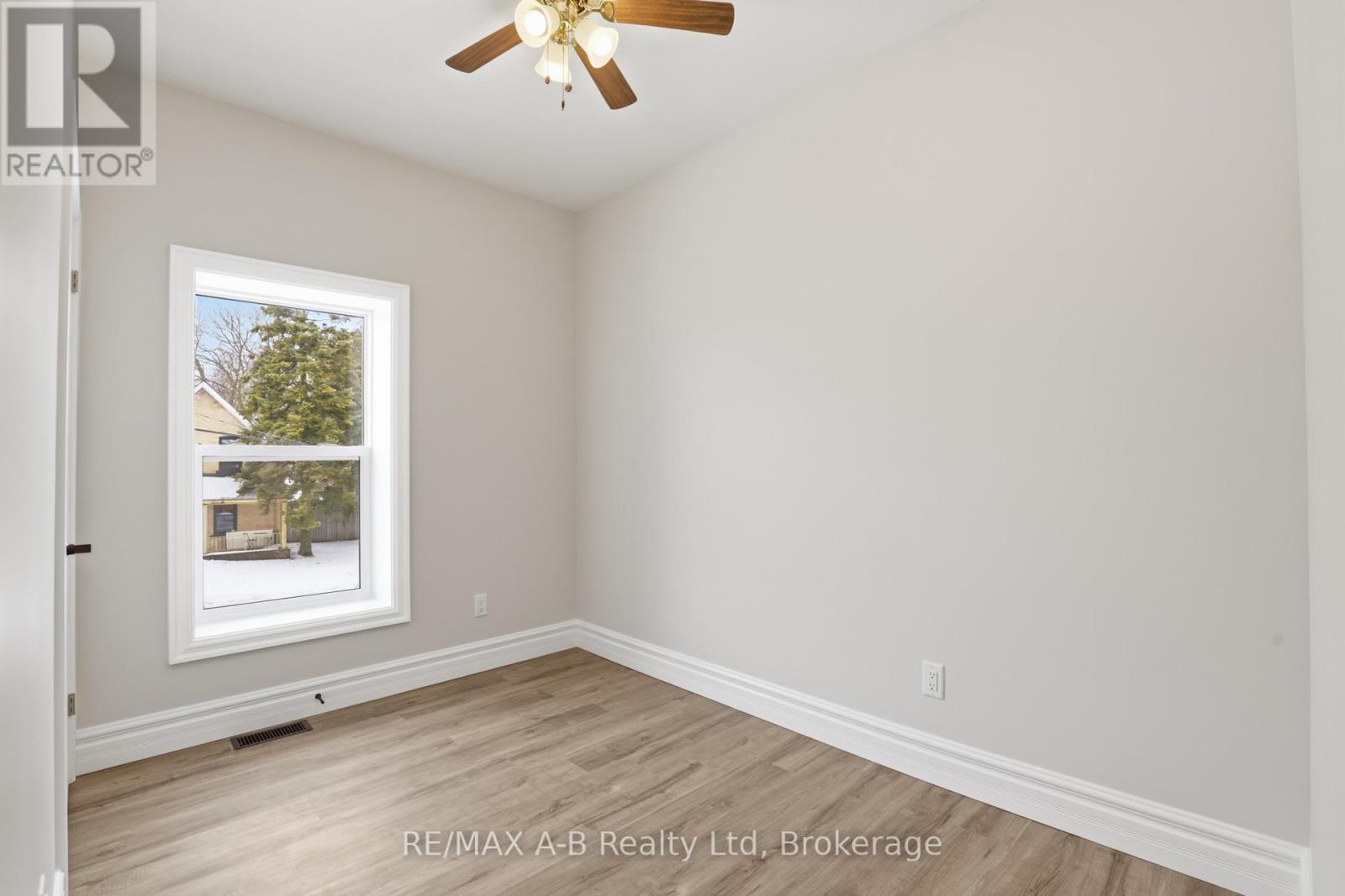 307 Nelson Street, Stratford, Ontario  N5A 2K5 - Photo 30 - X12811596